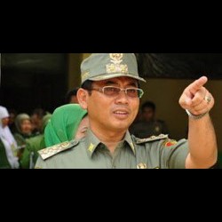 Dr. Rahmat Effendi
